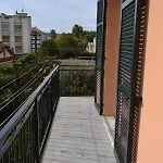 Happy House *