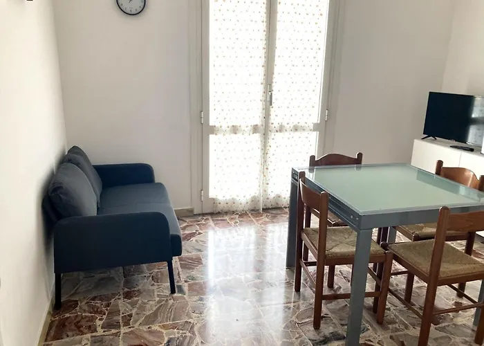 Happy House Apartment *