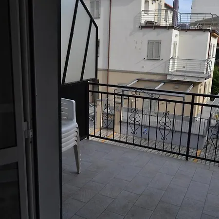Happy House Apartamento Diano Marina